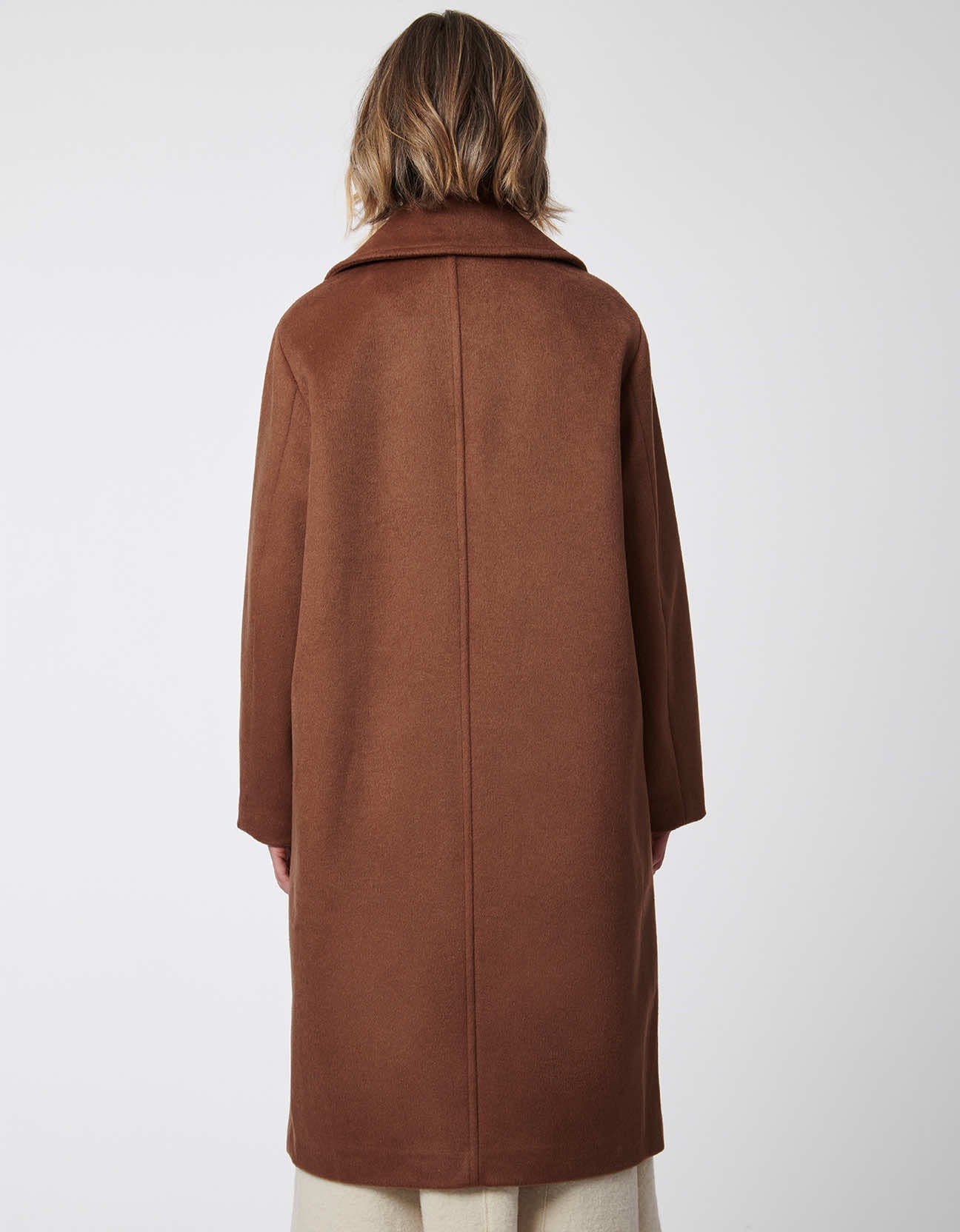 Heritage Classic Wool Coat - Image 4
