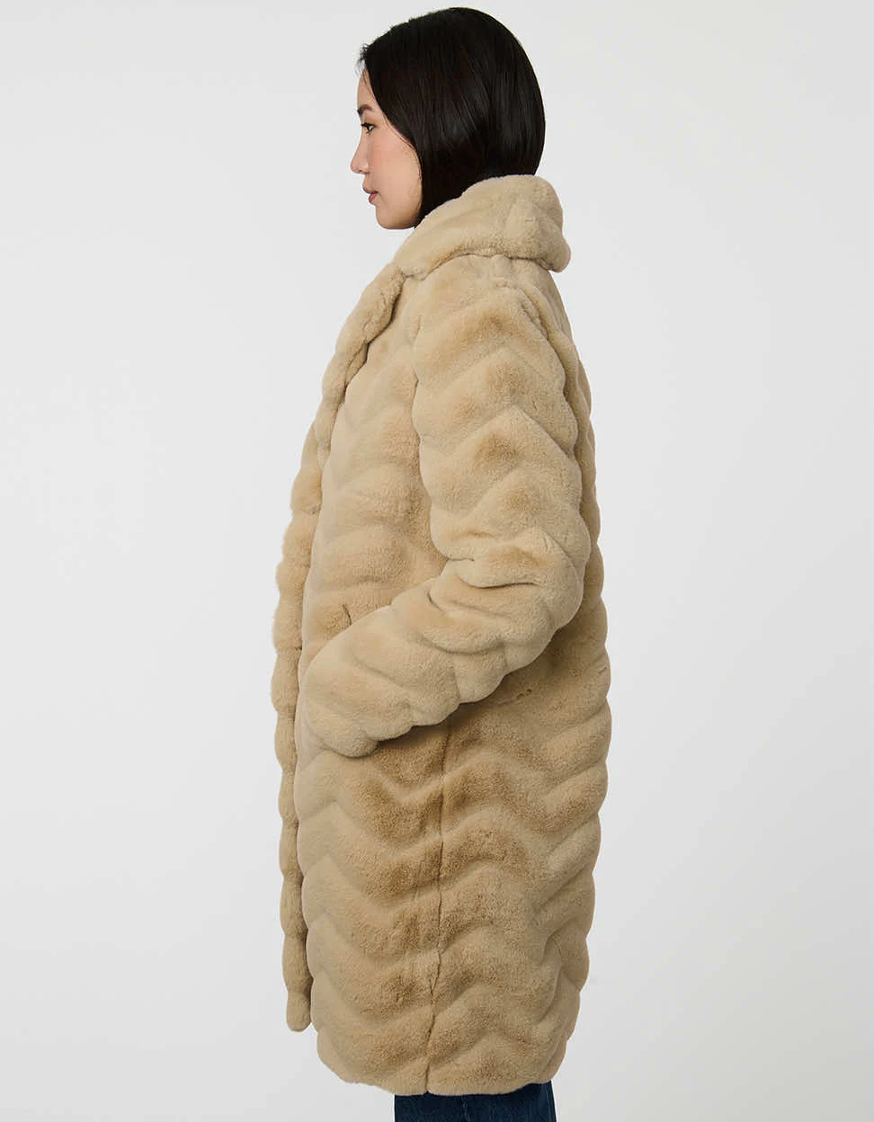 Zigzag Vegan Fur Coat - Image 4