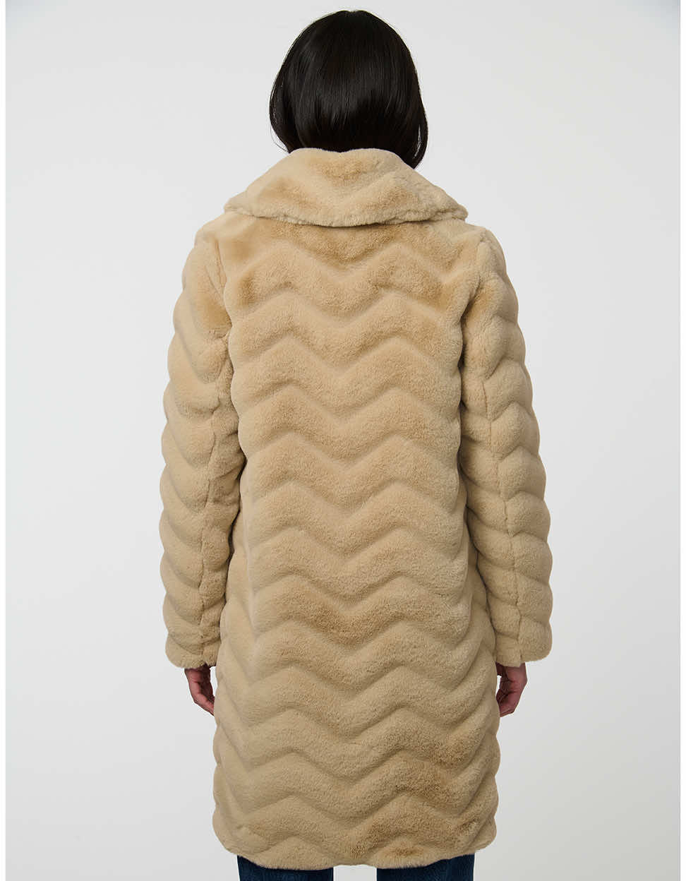 Zigzag Vegan Fur Coat - Image 5